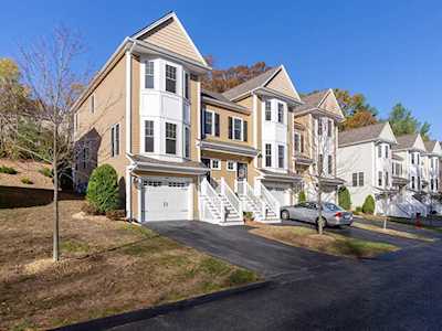 203 Crystal Way #203 Bellingham, MA 02019