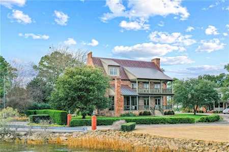 1408 Eleanor Ct Norfolk, VA 23508
