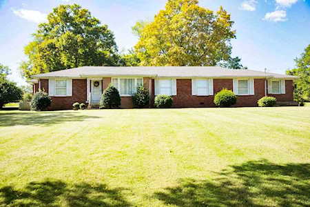 4008 Devonshire Dr Nashville, TN 37207