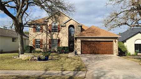 2202 Falcon DR Round Rock, TX 78681