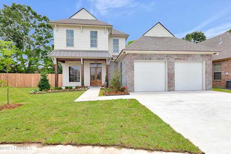 211 Barkhill Drive Lafayette, LA 70508