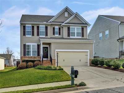 7331 Mangrum Dr Moseley, VA 23120