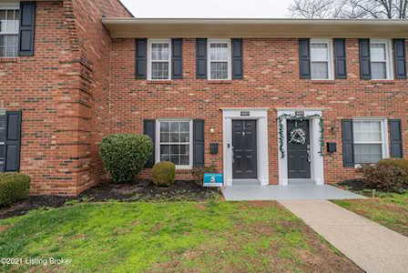 4817 Westmar Terrace Louisville, KY 40222