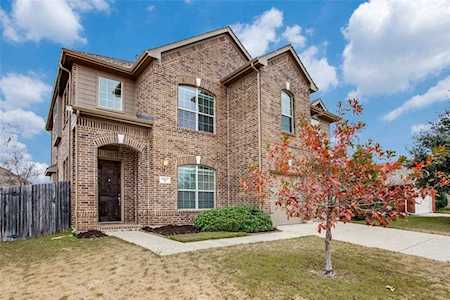 1617 Nightingale Drive Aubrey, TX 76227