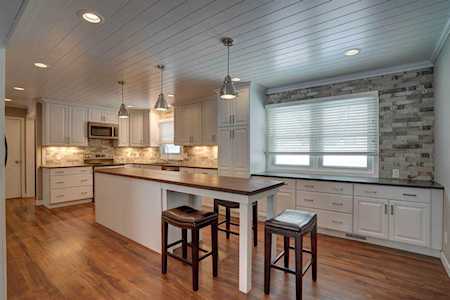 813 Liberty Dr Deforest, WI 53532