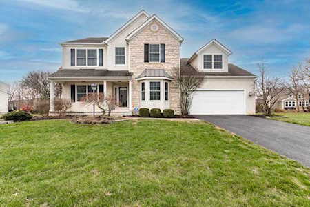 6981 Blue Holly Drive Lewis Center, OH 43035
