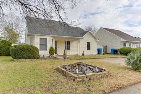 2172 Weybridge Dr Virginia Beach, VA 23454