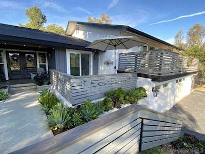 16452 Martincoit Rd Poway, CA 92064