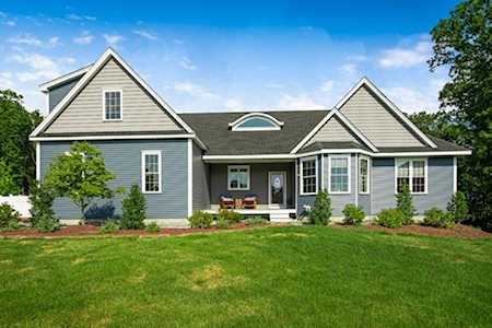5 Rhodes Dr #5 Berlin, MA 01503