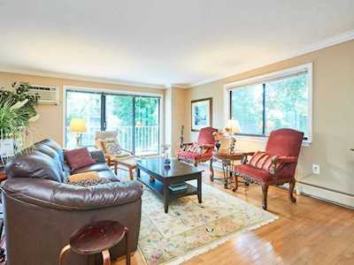131 Coolidge Ave #127 Watertown, MA 02472