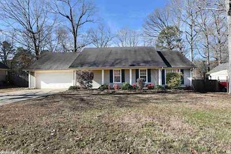 2209 Coraltree Dr. Bryant, AR 72022