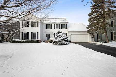 352 Whitney Dr Barrington, IL 60010