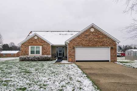 130 Sunday Silence Dr Mt Washington, KY 40047