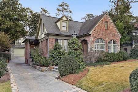 29 Golf Circle NE Atlanta, GA 30309