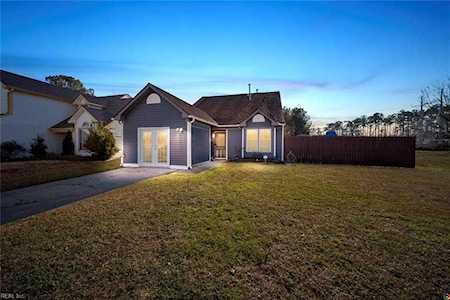 1497 Eddystone Dr Virginia Beach, VA 23464