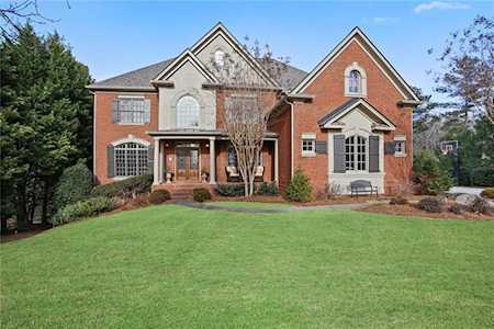 425 Winn Park Ct Roswell, GA 30075