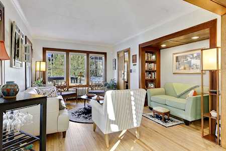 449 Oliver Avenue S Minneapolis, MN 55405
