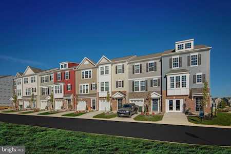 44311 Azalea Way California, MD 20619