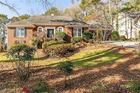 3179 Country Club Ct NW Kennesaw, GA 30144