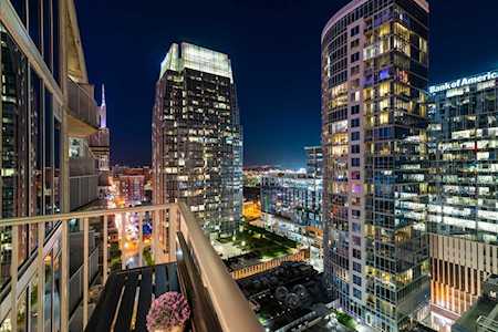 301 Demonbreun St, Unit 1911 Nashville, TN 37201
