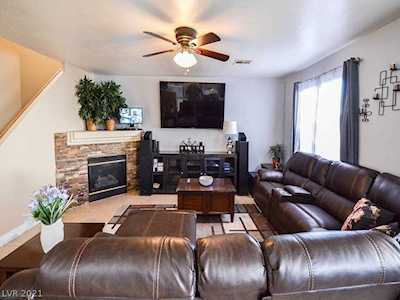 5504 Wells Cathedral Ave Las Vegas, NV 89130