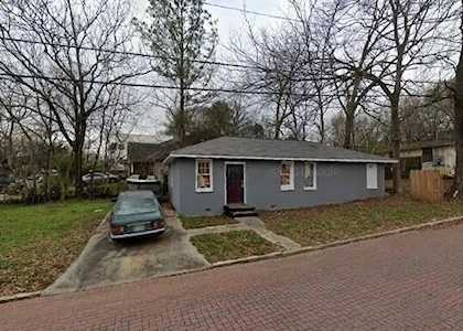 245 Tuskegee St SE Atlanta, GA 30315