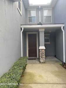 8876 Grassy Bluff Dr Jacksonville, FL 32216