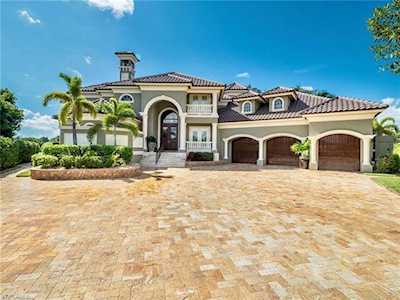 6821 Danah Ct Fort Myers, FL 33908