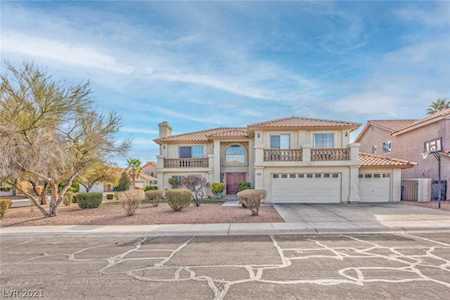 8201 Swan Lake Ave Las Vegas, NV 89128