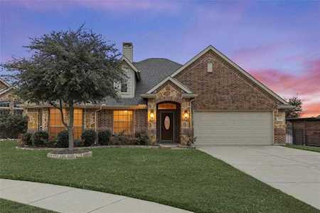 4612 Lakeside Hollow Street Fort Worth, TX 76262