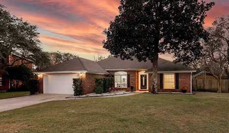 10035 Calle De Palencia Navarre, FL 32566