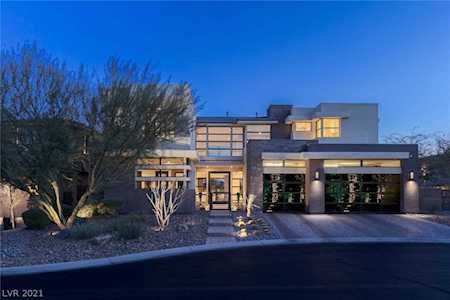 46 Moonfire Dr Las Vegas, NV 89135