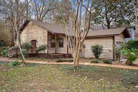 1743 Nestlewood Ln Tallahassee, FL 32301