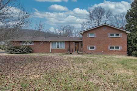 799 Saussy Pl Nashville, TN 37205
