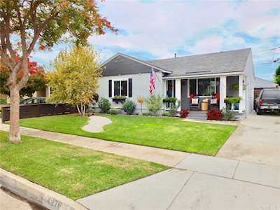 4276 Pixie Avenue Lakewood, CA 90712