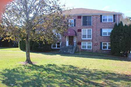 174 Tyngsboro Rd #2 Chelmsford, MA 01863