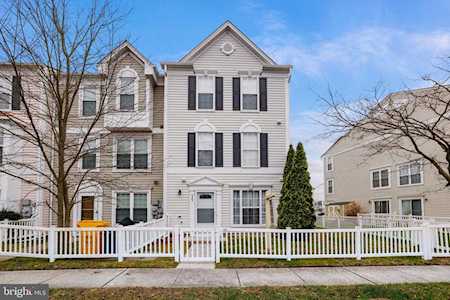 623 Fortune Ct Glen Burnie, MD 21061