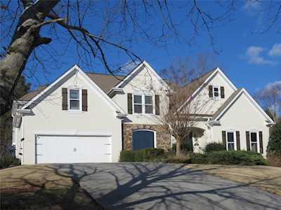 3705 Preakness Ln Suwanee, GA 30024
