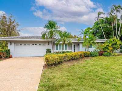 711 Binnacle Point Dr Longboat Key, FL 34228