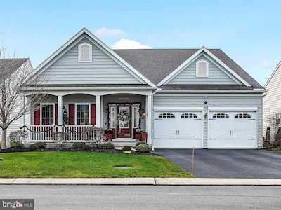 4 Wildflower Ct Gordonville, PA 17529