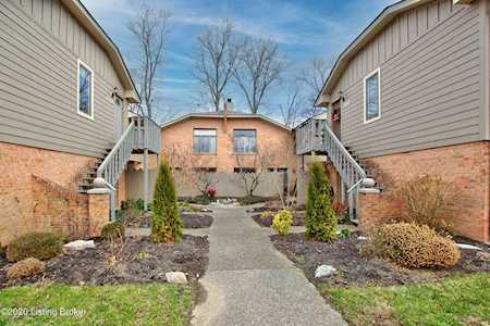 6521 Marina Dr Louisville, KY 40059