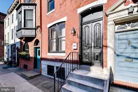2117 Locust St Philadelphia, PA 19103