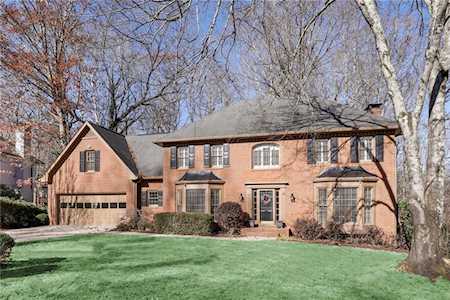 5509 Folly Place Peachtree Corners, GA 30092