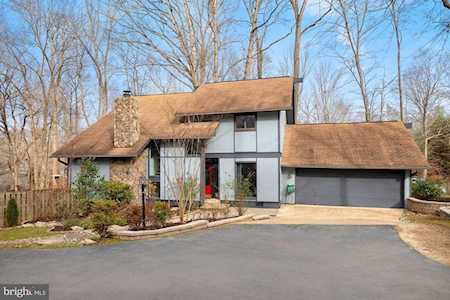 6295 Occoquan Forest Dr Manassas, VA 20112