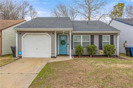 1645 Mill Oak Dr Virginia Beach, VA 23464
