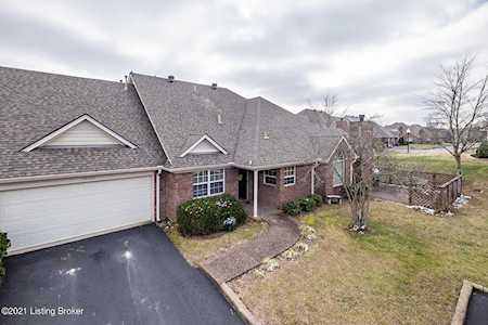 10100 Leaning Tree Ct Louisville, KY 40291