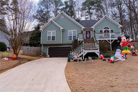 515 Silver Maple Ln Woodstock, GA 30189