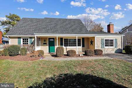 3811 Chapel Forge Dr Bowie, MD 20715