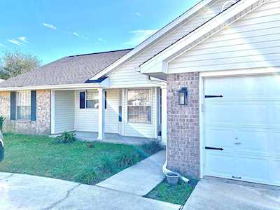 4617 Hamilton Bridge Road Pace, FL 32571