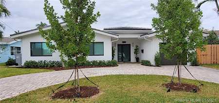 1795 SE 5th Ct Pompano Beach, FL 33060